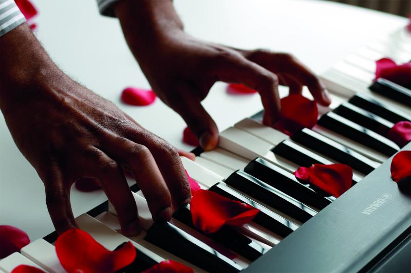 פסנתר - עם המורה מרינה כוכבי ✦ משך שיעור 45 דקות