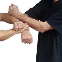 קרב מגע מבוגרים